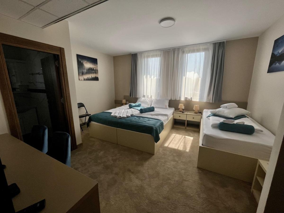 Garni Hotel Imperium סובוטיקה מראה חיצוני תמונה